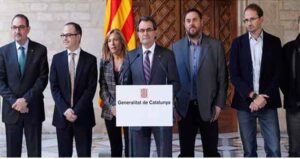 9 de Novembre de 2014: "Vol que Catalunya esdevingui un Estat?" En cas afirmatiu