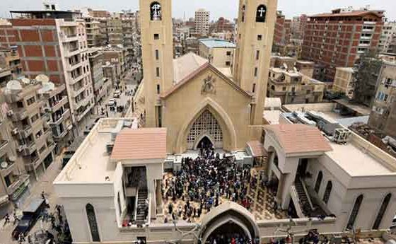 Almenys 45 morts en dos atemptats contra els coptes a Egipte