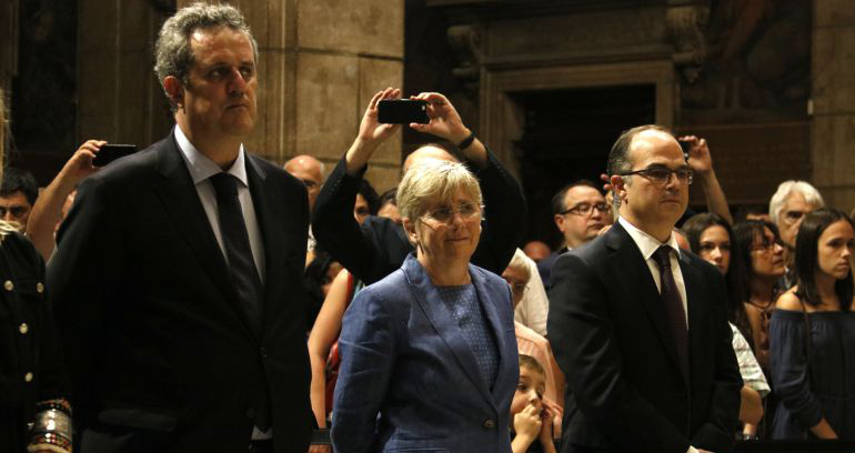 Canvis en el govern: "engany" per a uns i "normalitat" per a altres