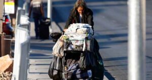 Càritas convoca un concurs de curts sobre pobresa