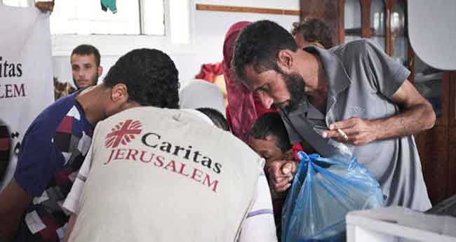 Càritas ret homenatge als voluntaris durant el Dia Mundial de l’Assistència Humanitària