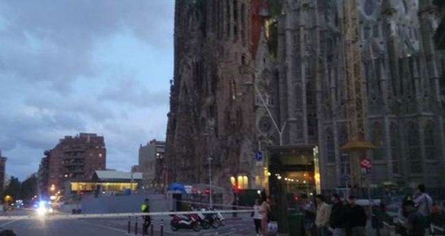 Desallotjada la Sagrada Família per una alarma finalment falsa