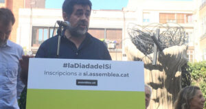 Diada amb visions diverses: "festa de tots" i "jornada segrestada"