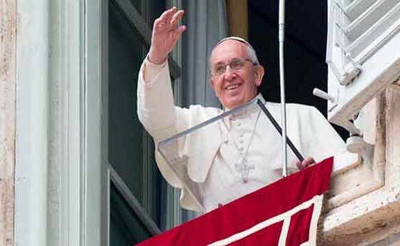 El Papa anima els diaques a "obrir les portes del seu temps fora d'un horari" i a "viure en la disponibilitat"