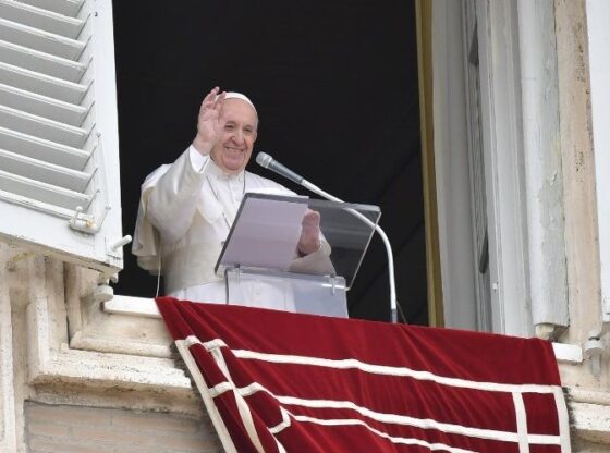 El Papa demana "que israelians i palestins trobin diàleg i el perdó"
