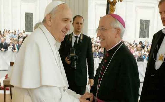 El bisbe d’Àvila convida a preparar-se espiritualment per la possible visita del Papa a Espanya el 2015