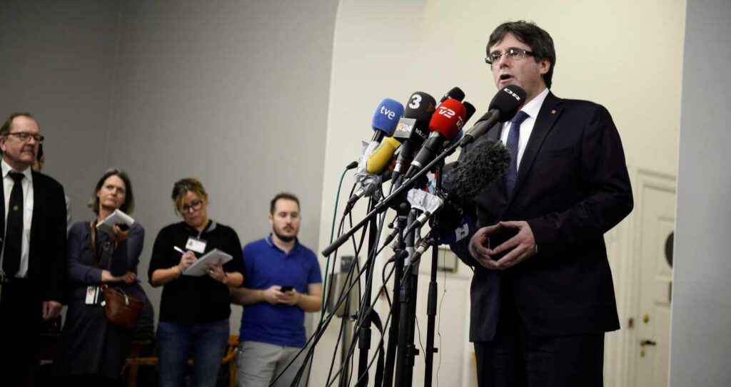 El candidat "que vol la majoria" i que "no és viable"
