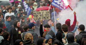 El que passa ara a França és molt normal amb un nou president