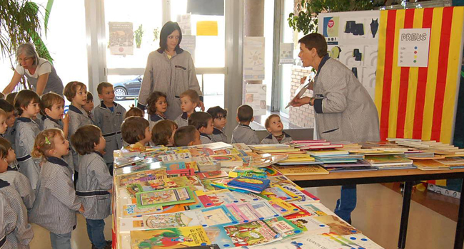 Els pares i mares de les escoles cristianes defensen el català com a llengua vehicular