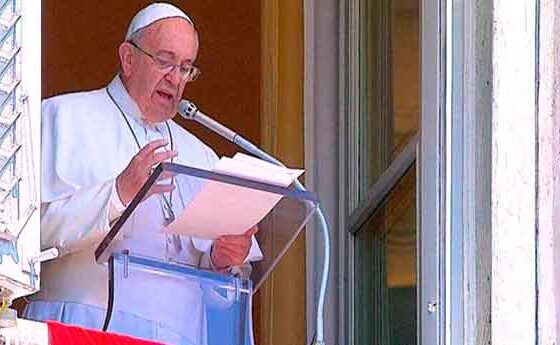 Francesc rebutja l'atemptat del Pakistan (més de 70 morts) i demana a les autoritats "esforç per la minoria cristiana"