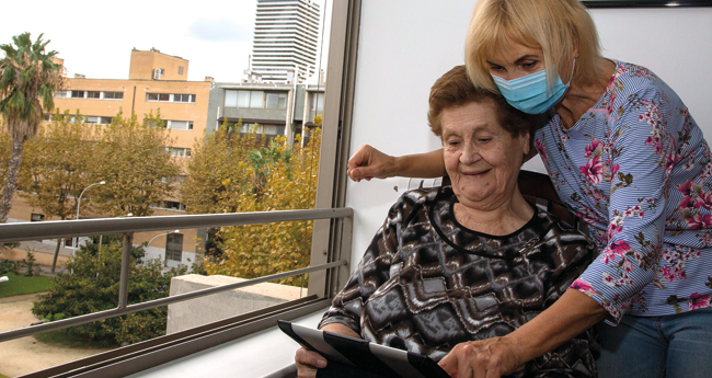 Gent gran i noves tecnologies