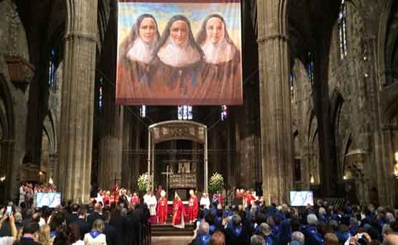 La Catedral de Girona s’omple en la històrica beatificació de Fidela