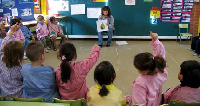 La distribució del calendari escolar i vacances té difícil solució