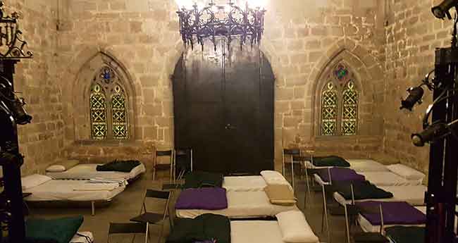 L'església de Santa Anna obre tot el dia davant l'onada de fred