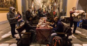 Obrim l'església de Santa Anna per guarir
