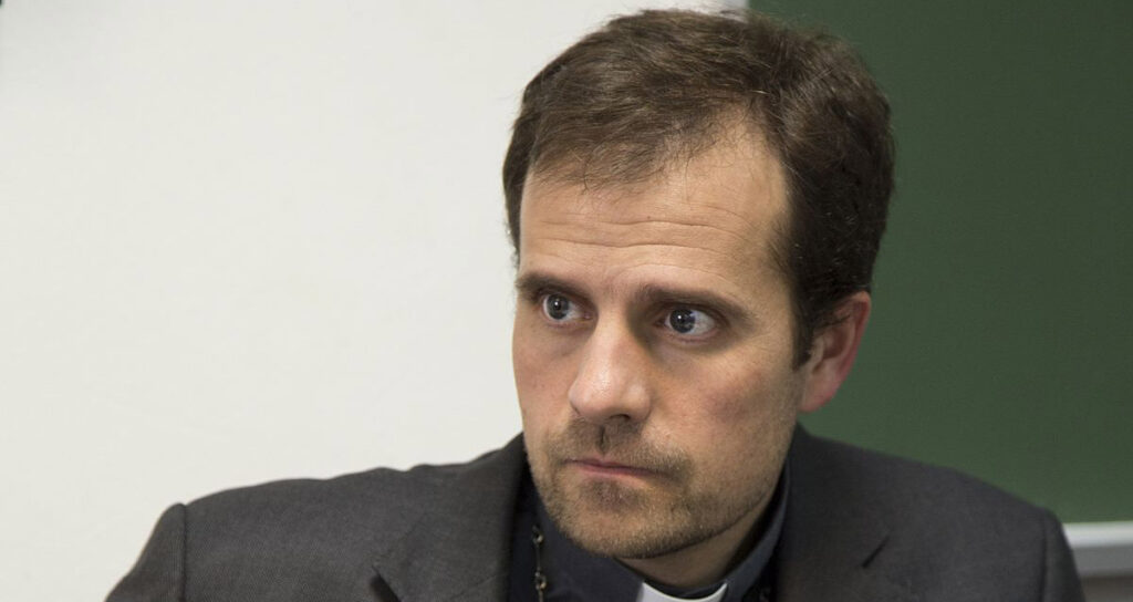 Xavier Novell: nova dispensa o delicte canònic
