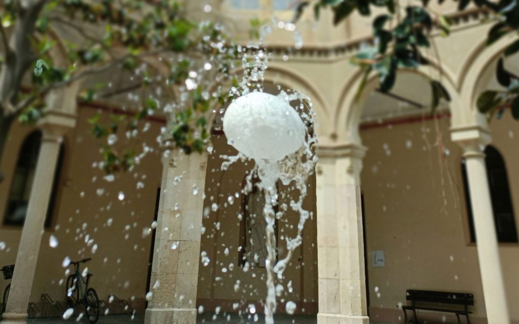 L'Ou com balla torna al Seminari Conciliar de Barcelona.