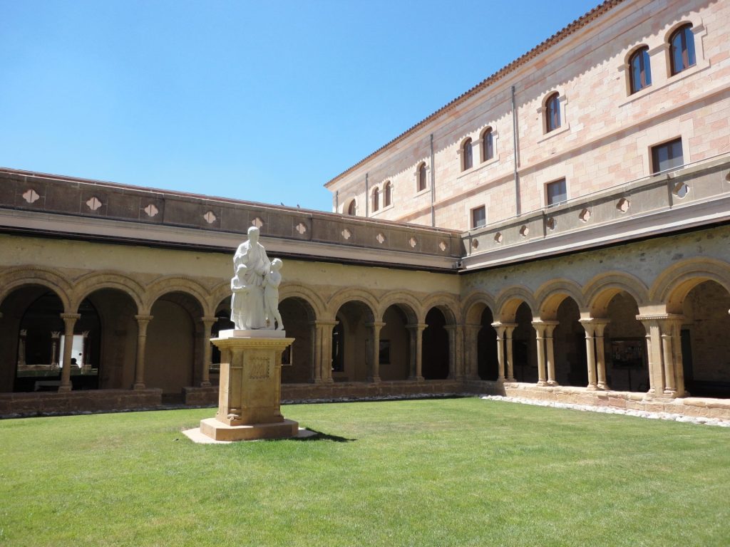 Monestir Avellanes