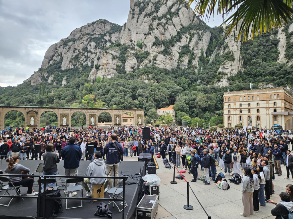 Joves Montserrat Mil·lenari Jove